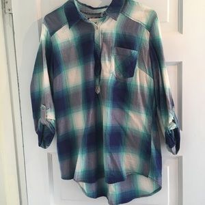 Arizona blue and white flannel button up cute